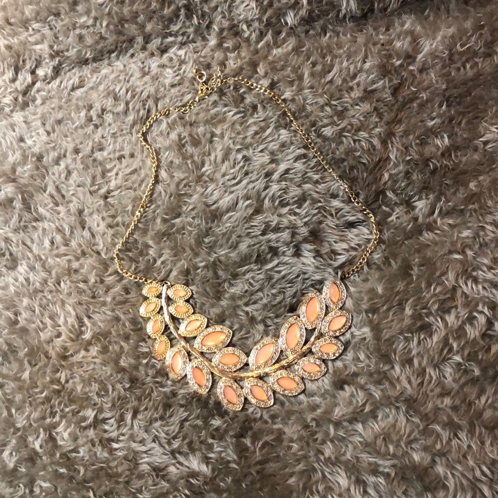 Statement necklace